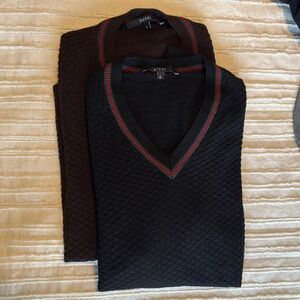 GUCCI Black V-Neck Men's Sweaters